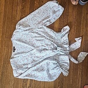 Women's blouse tiny floral print Size L